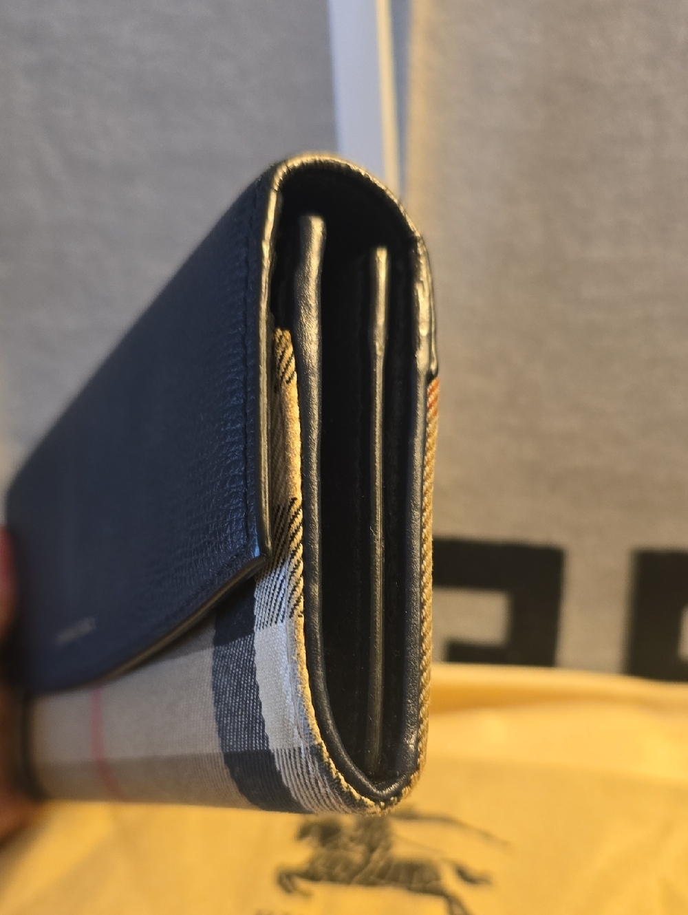 Burberry Navy Leather & Beige Check Wallet - Picture 4 of 5